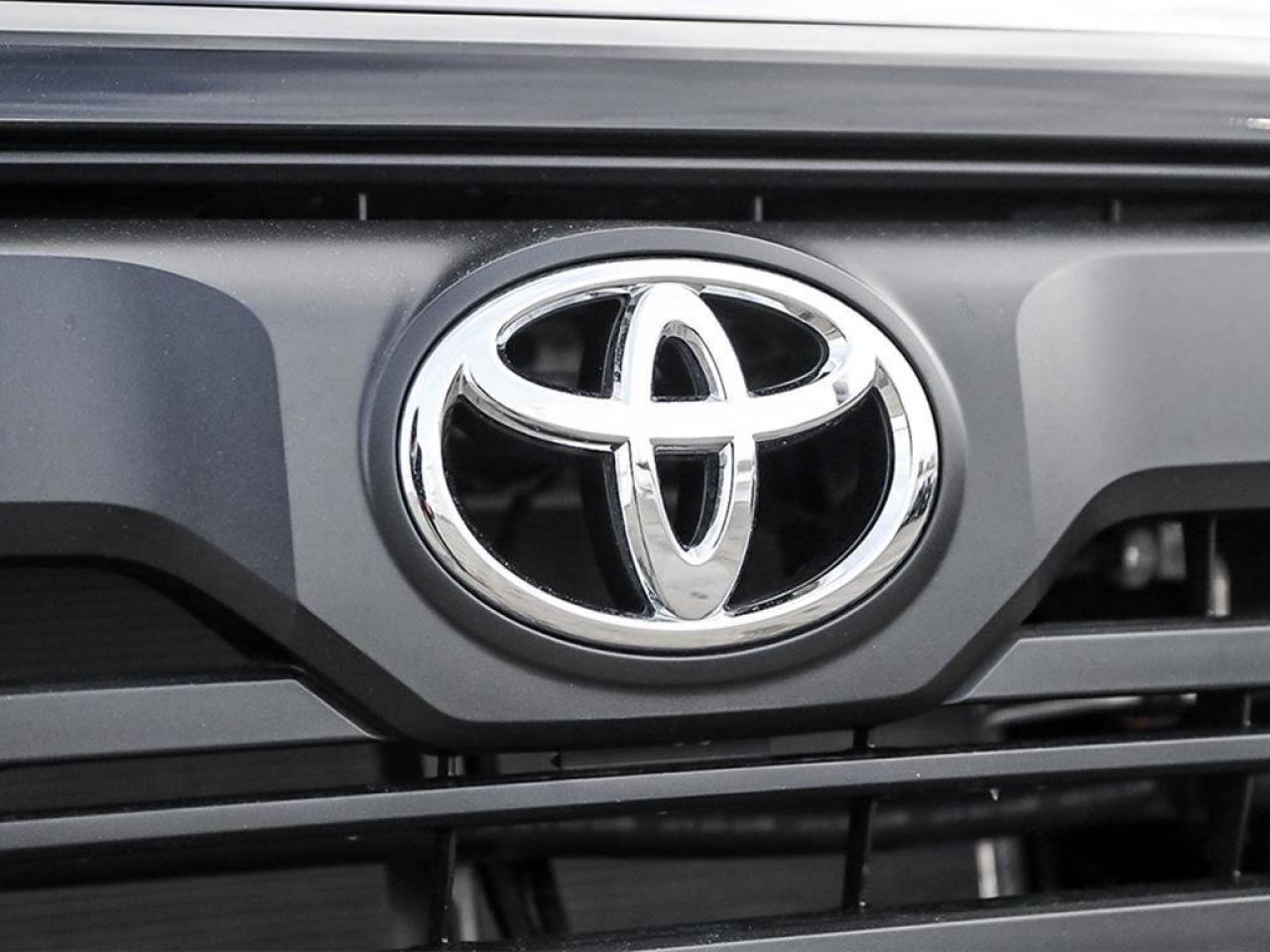 2025 Toyota Tundra SR5 Photo