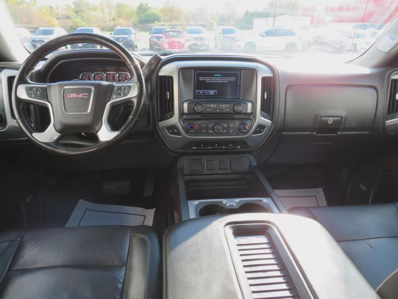 2018 GMC Sierra 1500 SLT (**CLEAN TITLE/NO ACCIDENTS!!**SAFETY/CERTIFIED!!**4WD**ALLOY RIMS**FOG LIGHTS**TONNEAU COVER**TRAILER HITCH**RUNNING BOARDS**LEATHER**POWER SEATS**BOSE SOUND SYSTEM**REVERSE CAMERA**HEATED SEATS**DIGITAL TOUCHSCREEN**WIRELESS PHONE CHARGING**CRUISE C Photo4