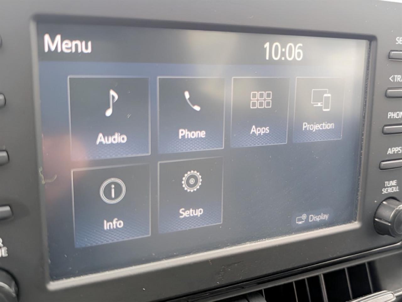 2019 Toyota RAV4 XLE  **LOW KMS - 16 SERVICE RECORDS** Photo