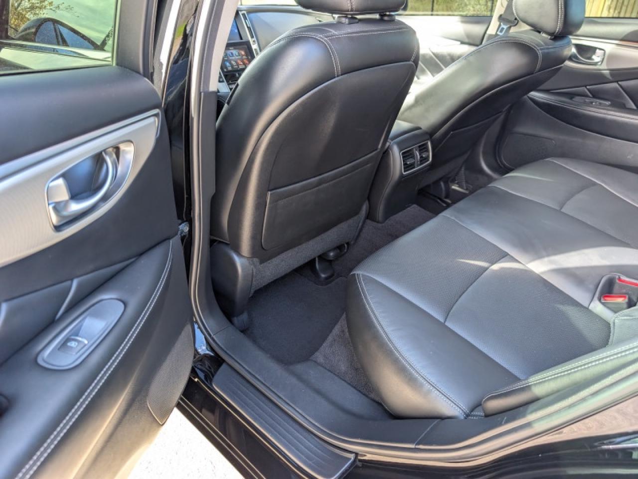 2021 Infiniti Q50 Essential Tech  **LOW KMS - 1 OWNER** Photo