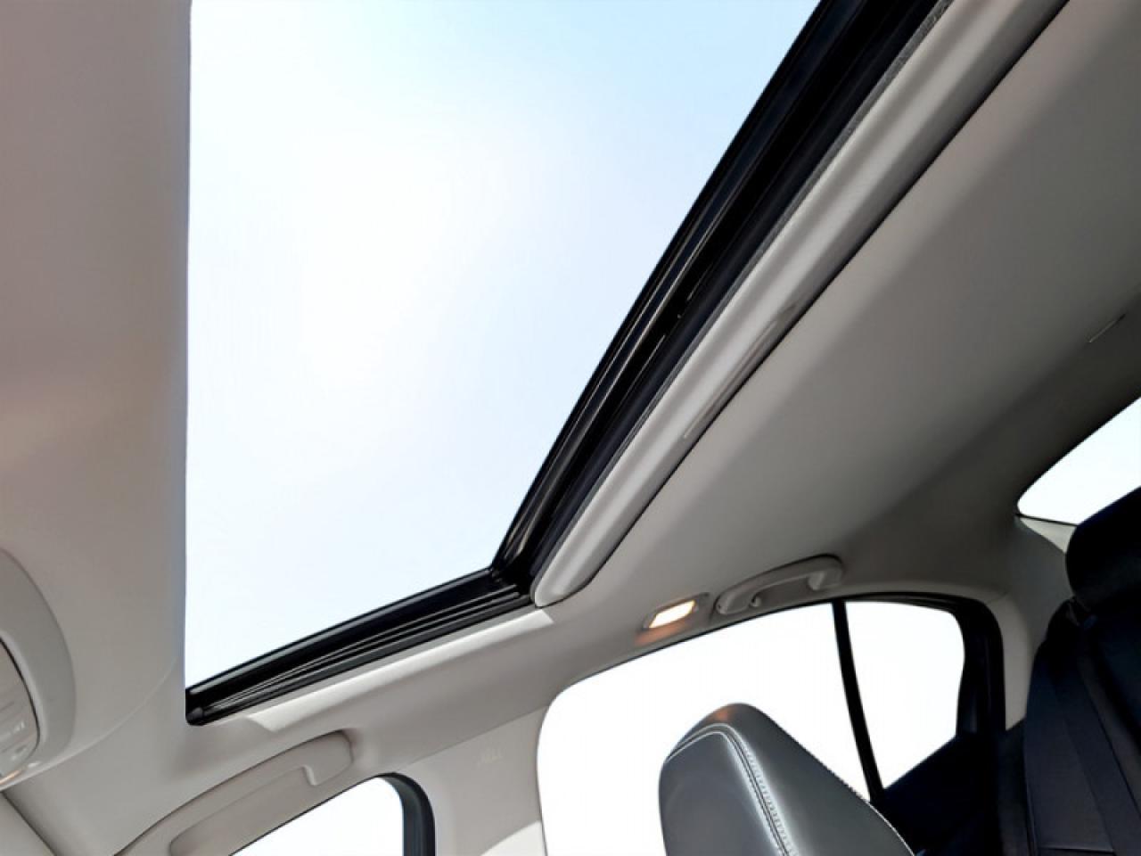 2021 Infiniti Q50 Essential Tech  **LOW KMS - 1 OWNER** Photo