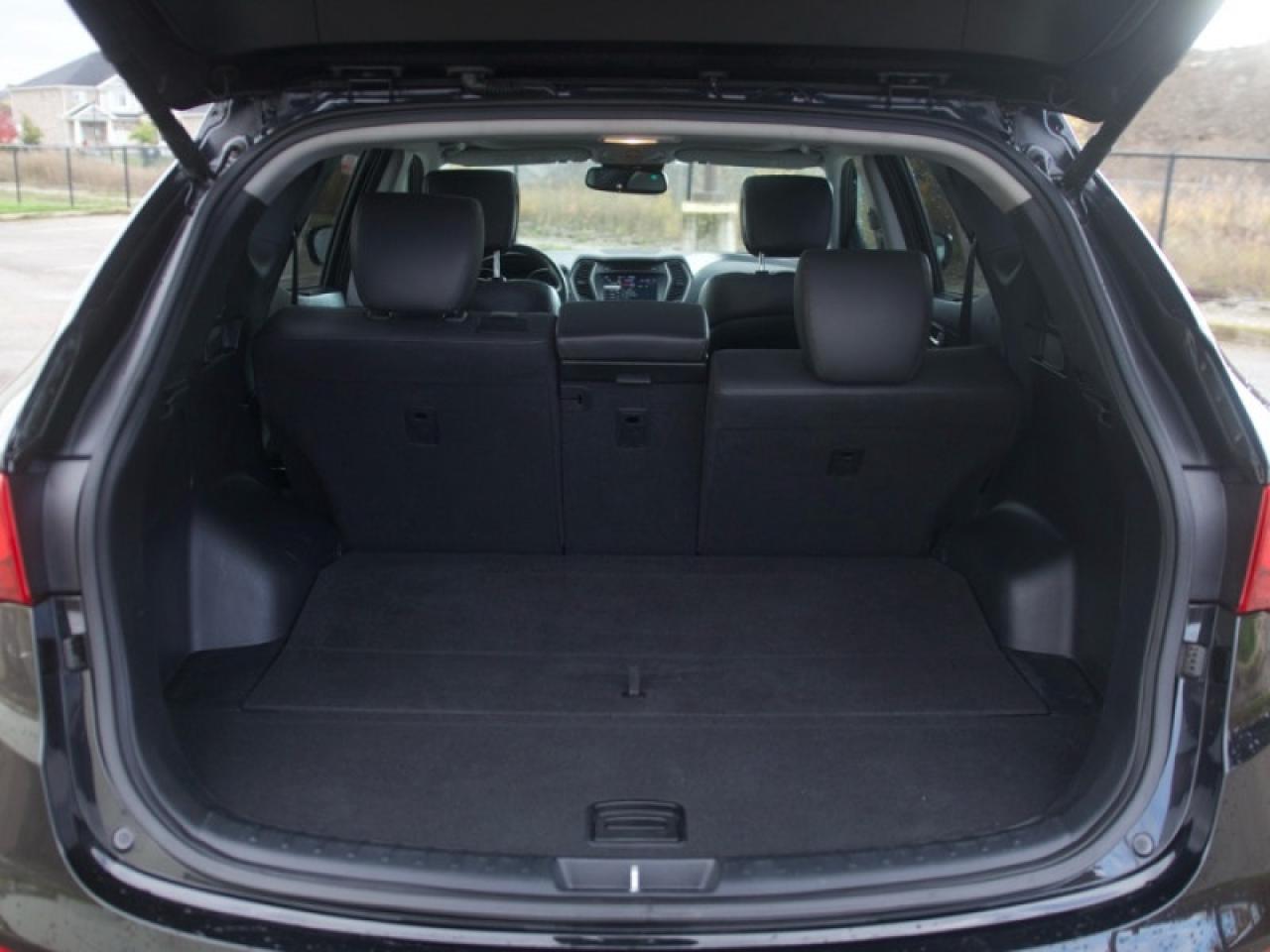 2017 Hyundai Santa Fe Sport 2.0T Ultimate  **LOW KMS - 1 OWNER** Photo