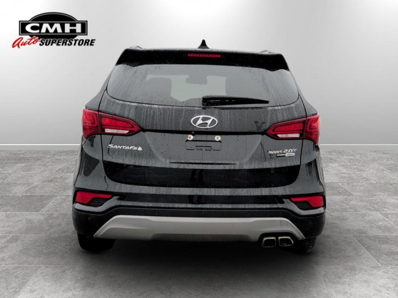 2017 Hyundai Santa Fe Sport 2.0T Ultimate  **LOW KMS - 1 OWNER** Photo3