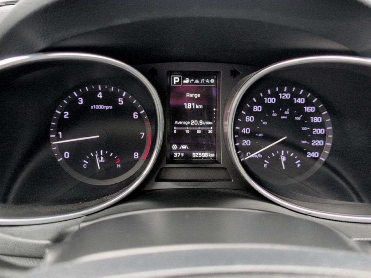 2017 Hyundai Santa Fe Sport 2.0T Ultimate  **LOW KMS - 1 OWNER** Photo