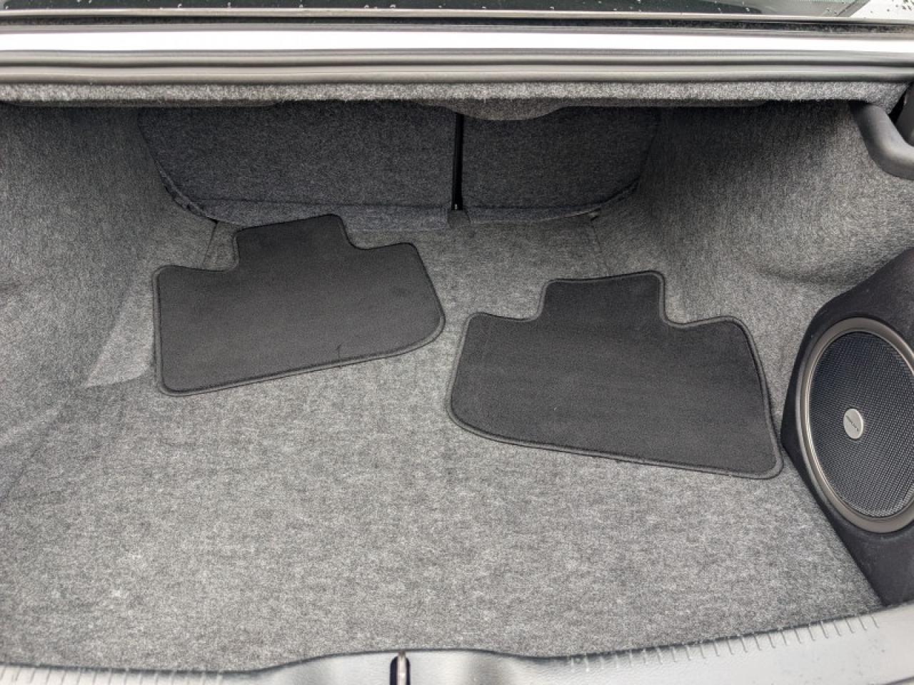 2023 Chrysler 300 Touring L  **COMFORT/SAFETYTEC+ GROUP** Photo