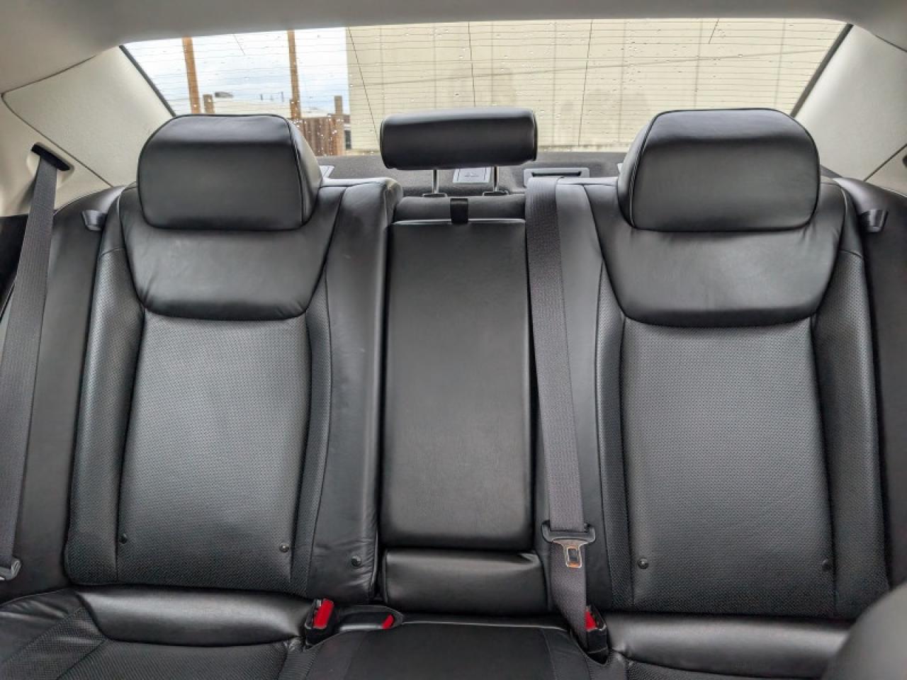 2023 Chrysler 300 Touring L  **COMFORT/SAFETYTEC+ GROUP** Photo