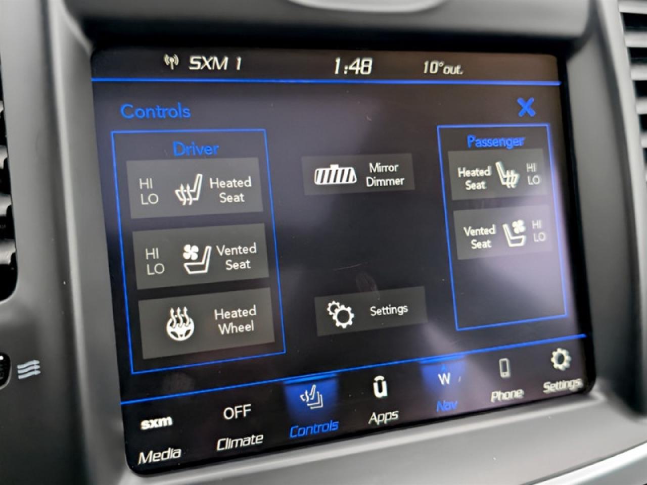 2023 Chrysler 300 Touring L  **COMFORT/SAFETYTEC+ GROUP** Photo