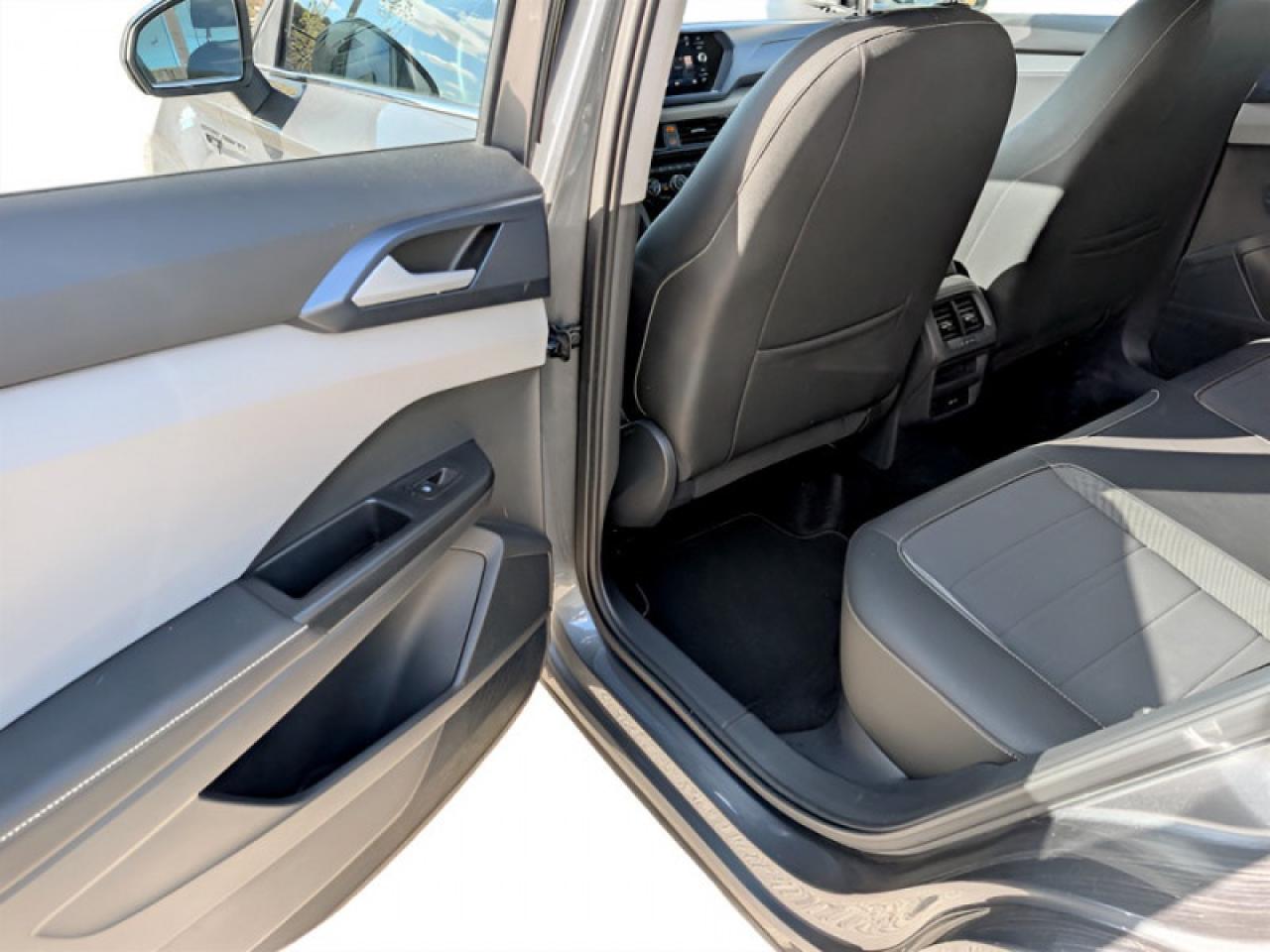 2024 Volkswagen Taos Comfortline  **ADAP CC - HTD SW** Photo