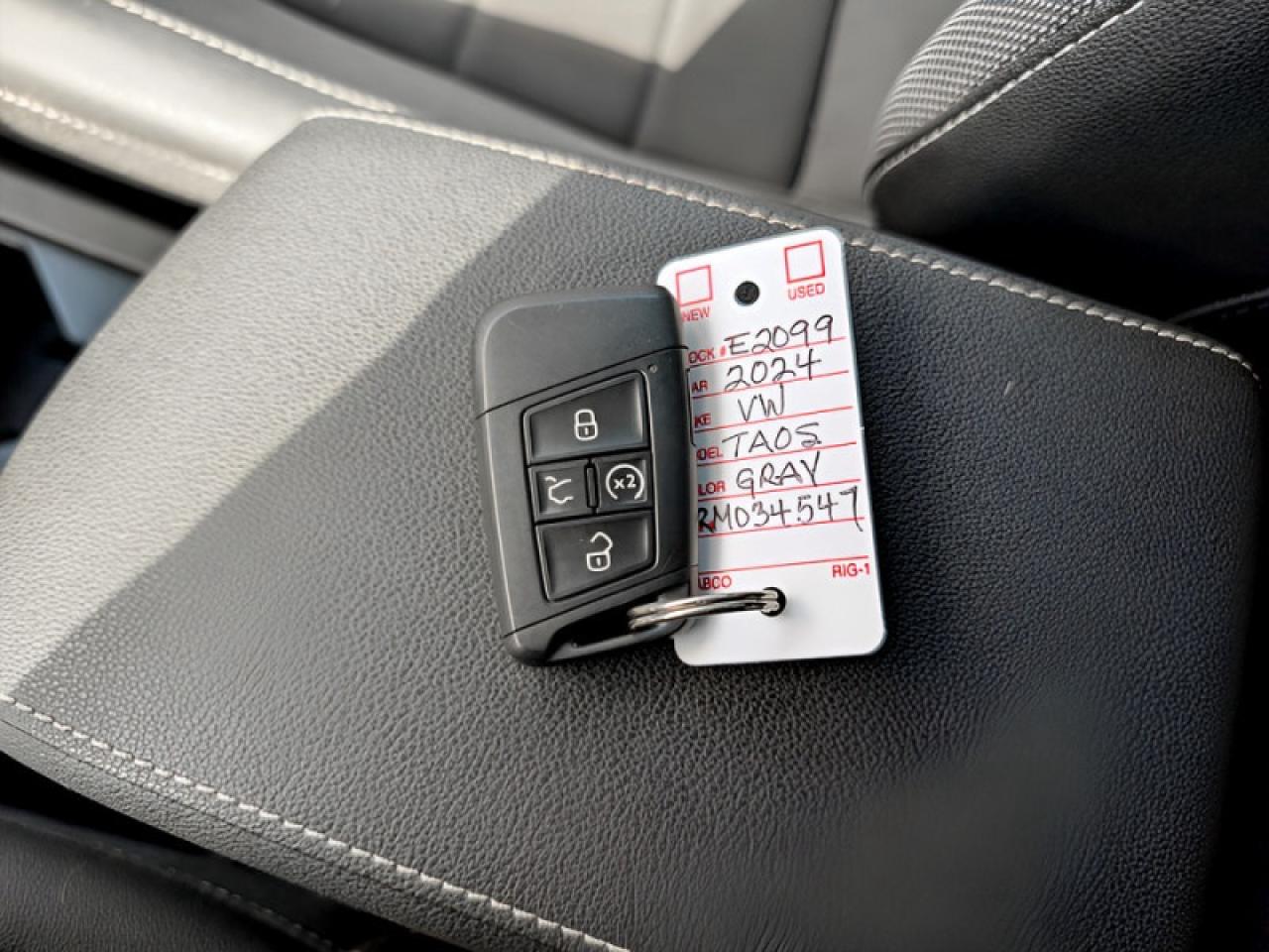 2024 Volkswagen Taos Comfortline  **ADAP CC - HTD SW** Photo