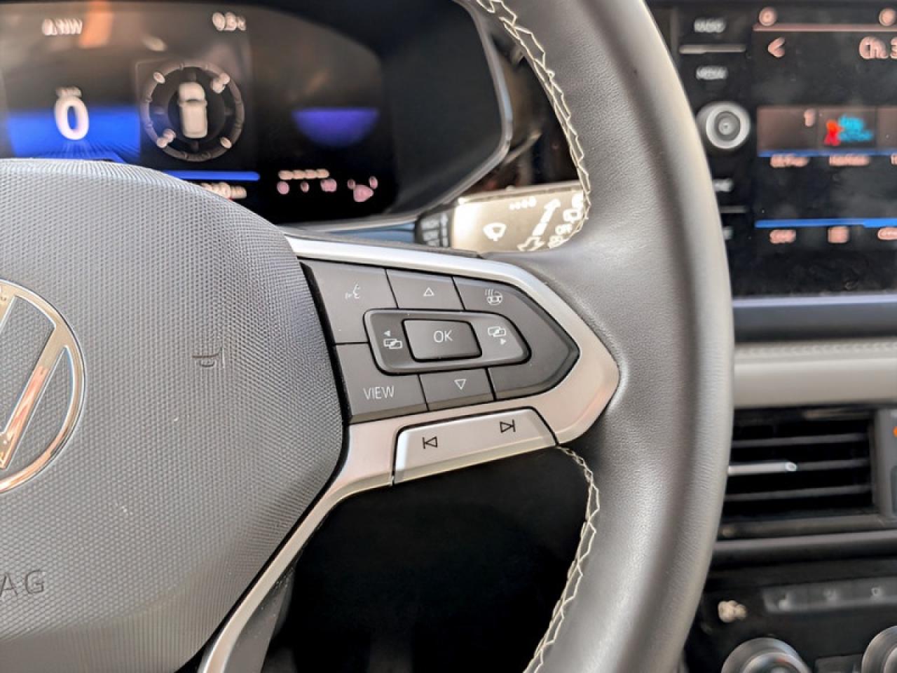 2024 Volkswagen Taos Comfortline  **ADAP CC - HTD SW** Photo