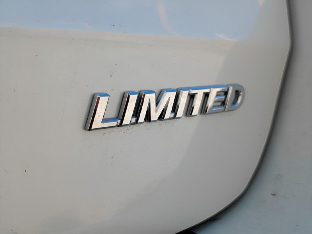 2017 Toyota Sienna Limited FWD 7-Passenger  **34 SERVICE RECS.** Photo