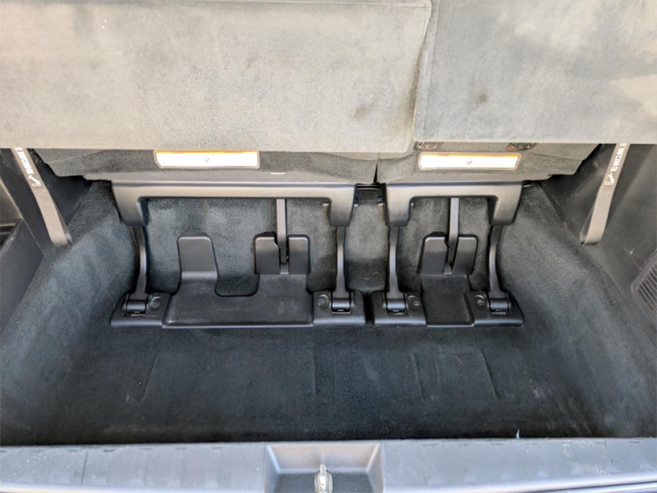 2017 Toyota Sienna Limited FWD 7-Passenger  **34 SERVICE RECS.** Photo