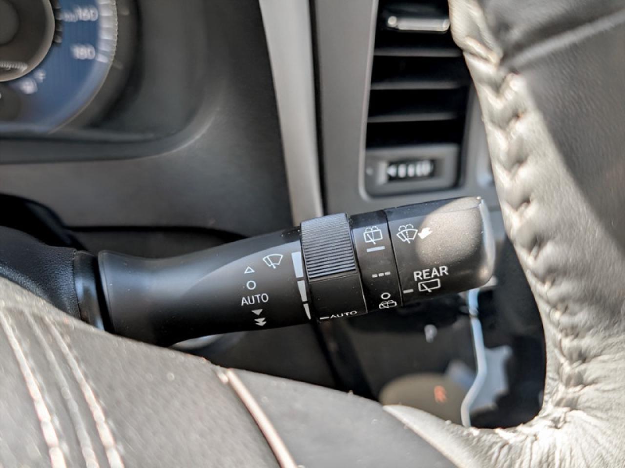 2017 Toyota Sienna Limited FWD 7-Passenger  **34 SERVICE RECS.** Photo