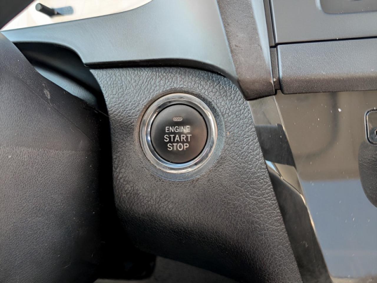 2017 Toyota Sienna Limited FWD 7-Passenger  **34 SERVICE RECS.** Photo