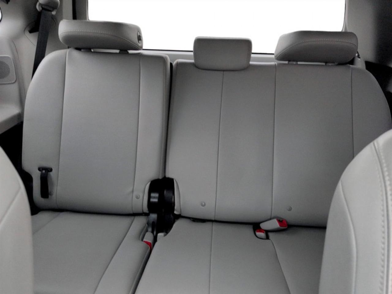 2017 Toyota Sienna Limited FWD 7-Passenger  **34 SERVICE RECS.** Photo