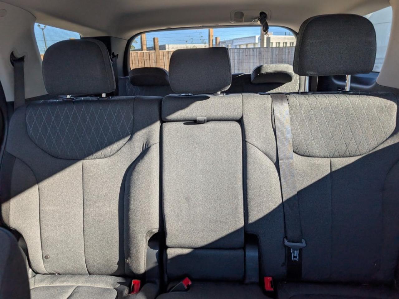 2022 Hyundai PALISADE Preferred 8-Passenger  **SUNROOF** Photo