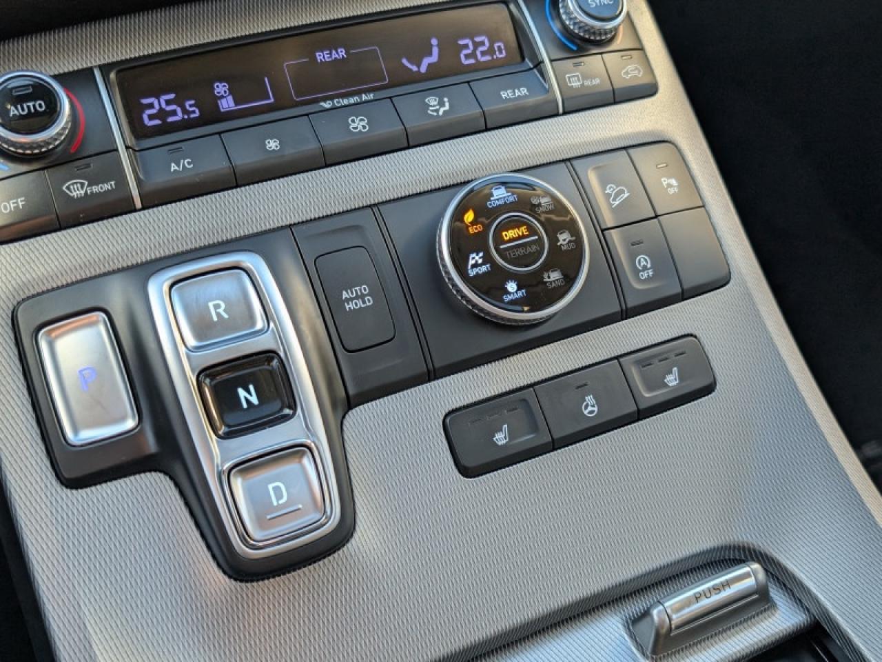 2022 Hyundai PALISADE Preferred 8-Passenger  **SUNROOF** Photo