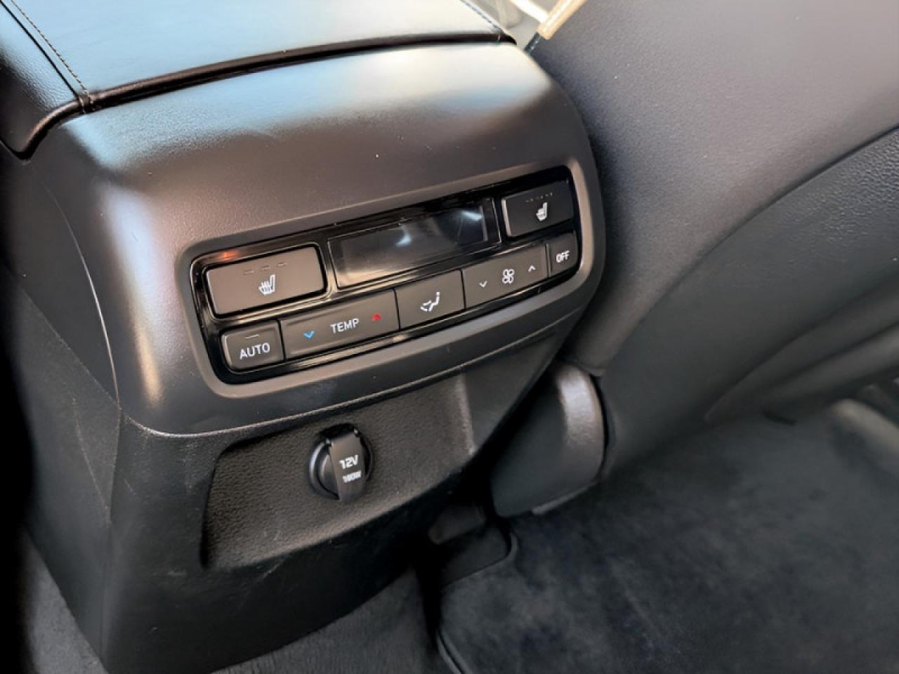 2022 Hyundai PALISADE Preferred 8-Passenger  **SUNROOF** Photo