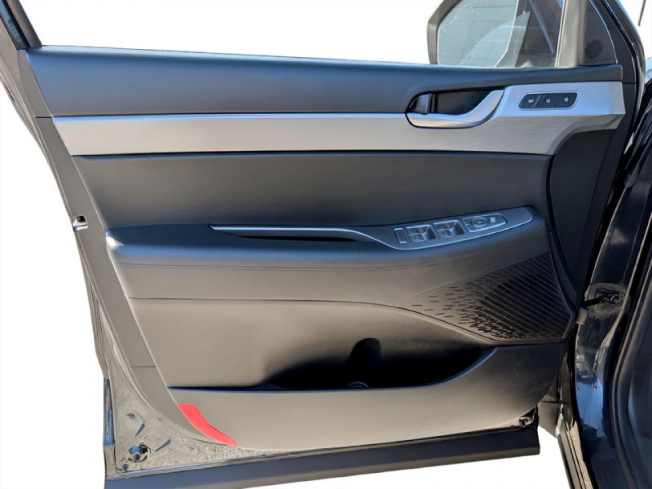 2022 Hyundai PALISADE Preferred 8-Passenger  **SUNROOF** Photo