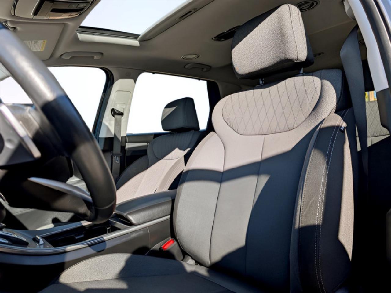 2022 Hyundai PALISADE Preferred 8-Passenger  **SUNROOF** Photo