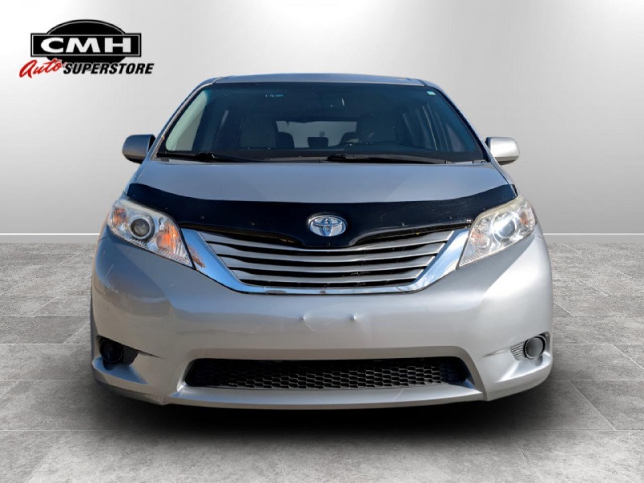 2016 Toyota Sienna LE 8-Passenger  **8 PASS - PWR SLIDERS** Photo