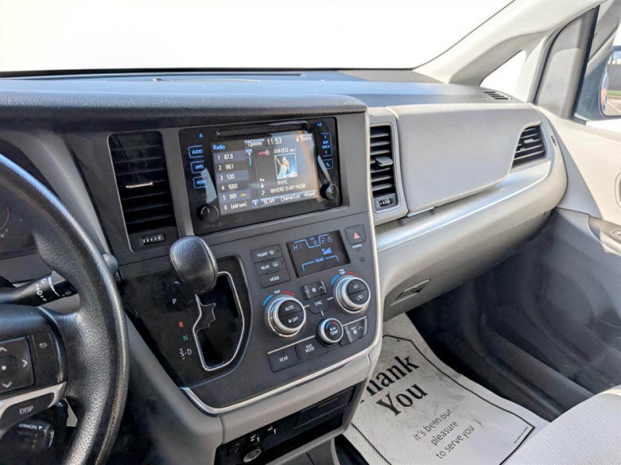 2016 Toyota Sienna LE 8-Passenger  **8 PASS - PWR SLIDERS** Photo