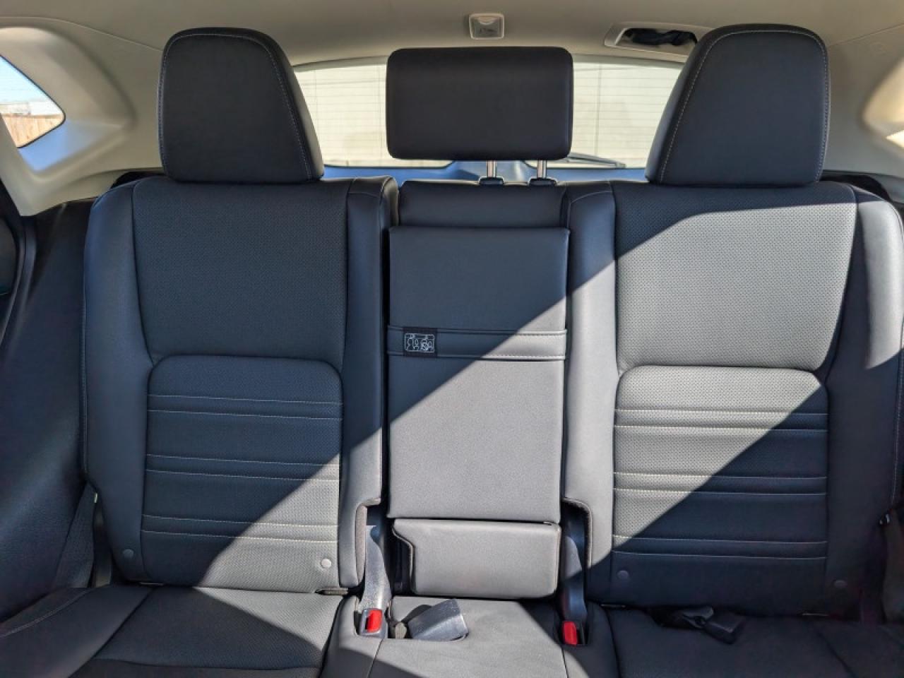 2021 Lexus NX 300 Luxury  **COOLED SEATS - SUNROOF** Photo