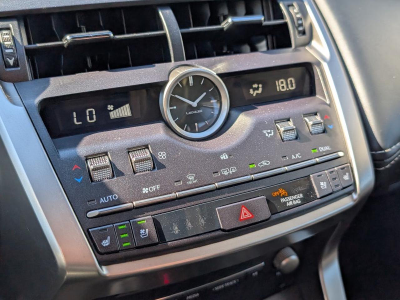 2021 Lexus NX 300 Luxury  **COOLED SEATS - SUNROOF** Photo