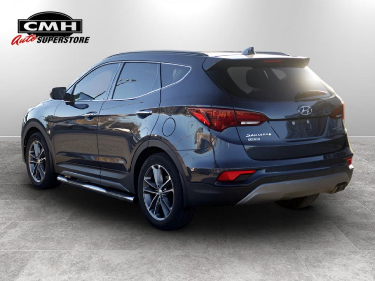 2018 Hyundai Santa Fe Sport Limited AWD  **ULTRA LOW KMS** Photo2