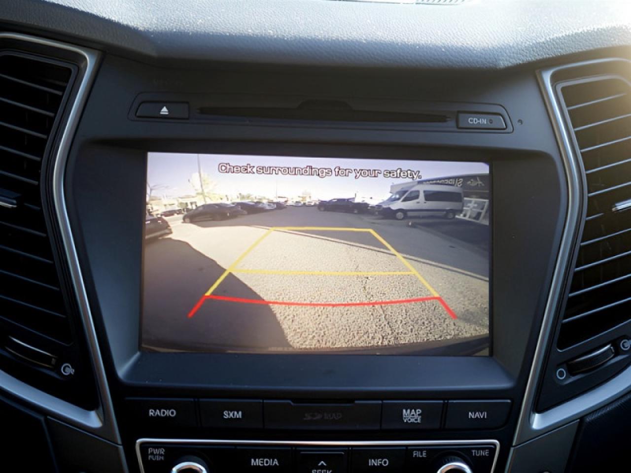 2018 Hyundai Santa Fe Sport Limited AWD  **ULTRA LOW KMS** Photo