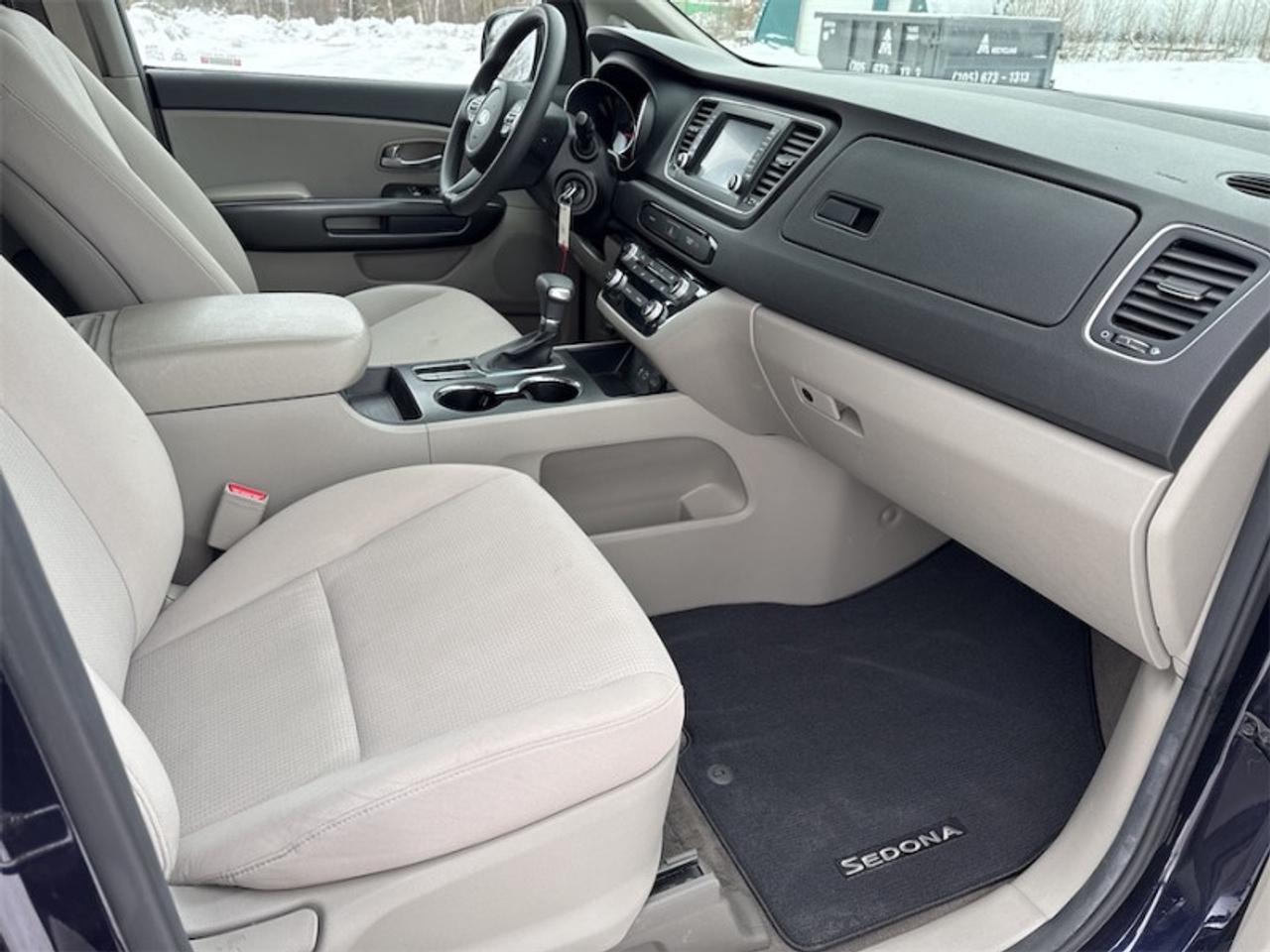 2019 Kia Sedona L   - $190 B/W - Low Mileage Photo