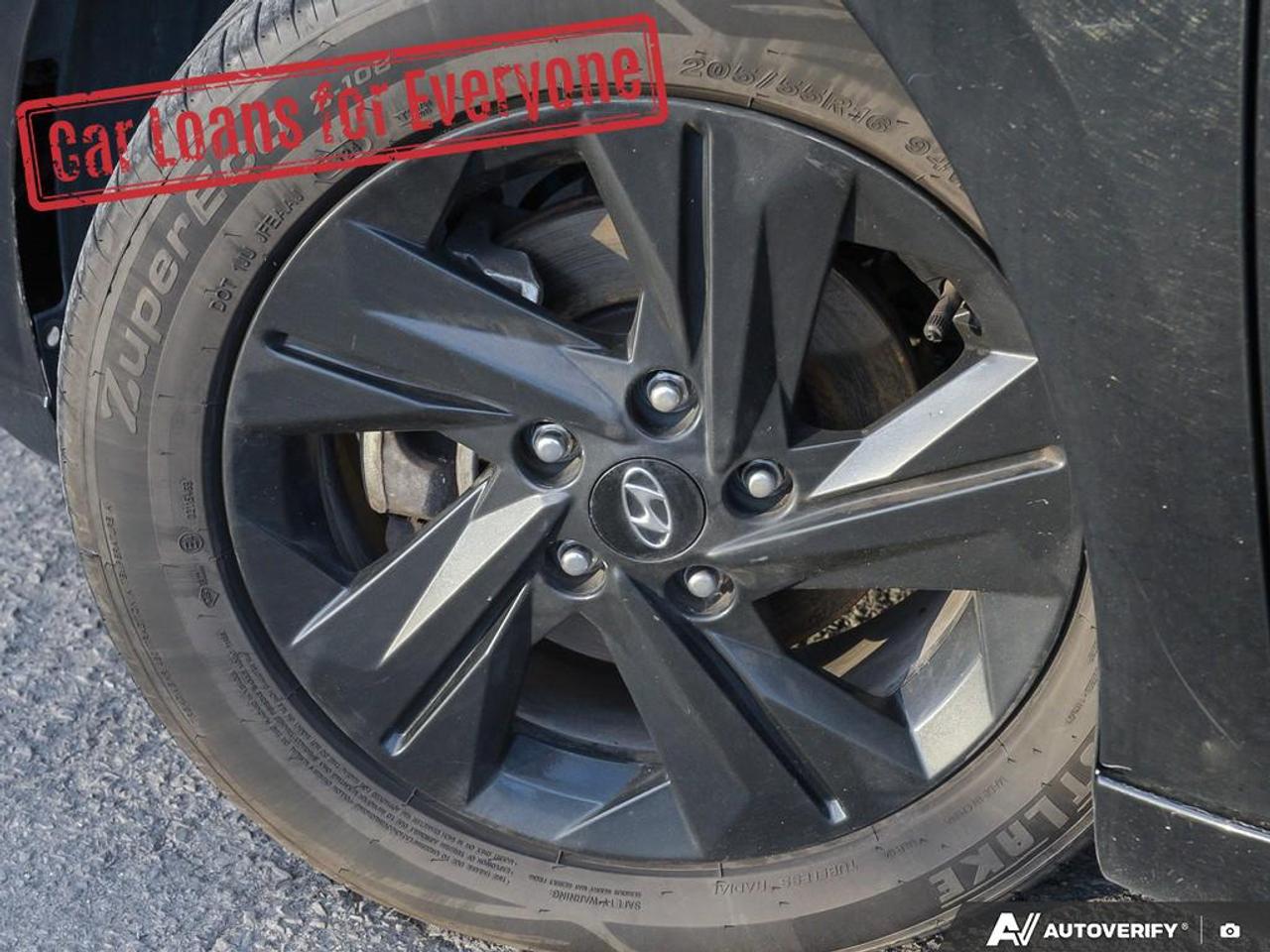 2022 Hyundai Elantra Preferred Photo