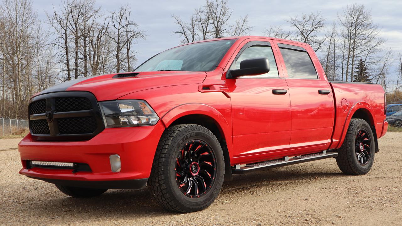 2022 RAM 1500 Classic EXPRESS Photo