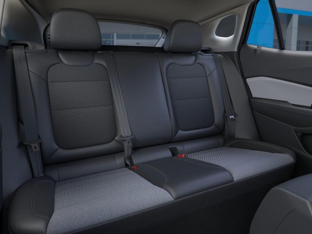 2026 Chevrolet Trax LT  LT, SUNROOF, BLACK ON BLACK Photo