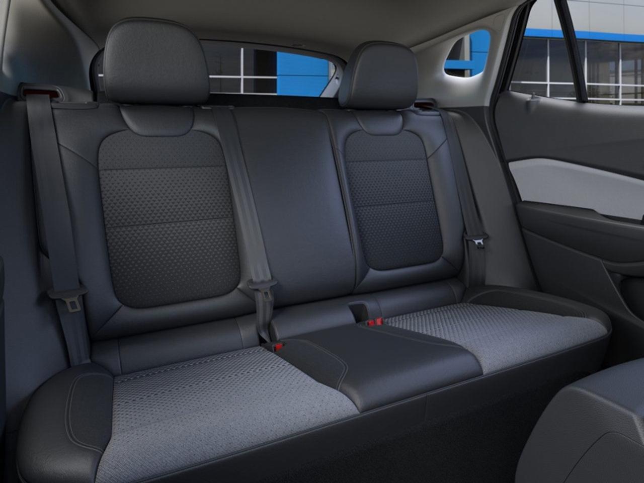 2026 Chevrolet Trax LT  TRAX, 1RS, SUNROOF PACKAGE! Photo