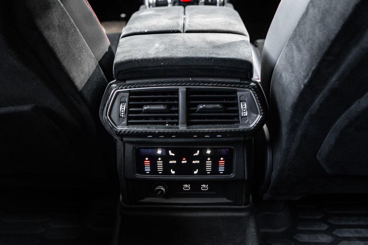 2023 Lamborghini Urus Performante Photo