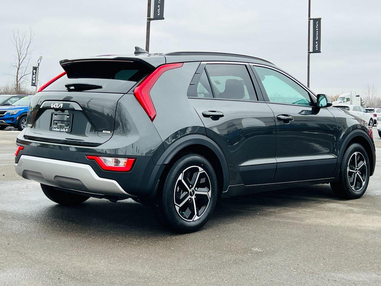 2026 Kia NIRO HEV EX Photo2