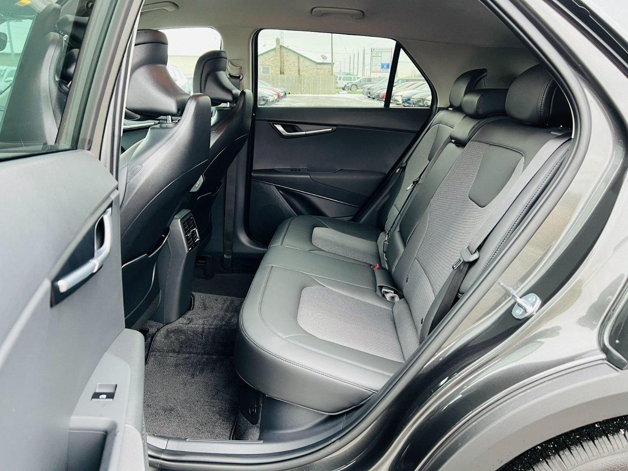 2026 Kia NIRO HEV EX Photo