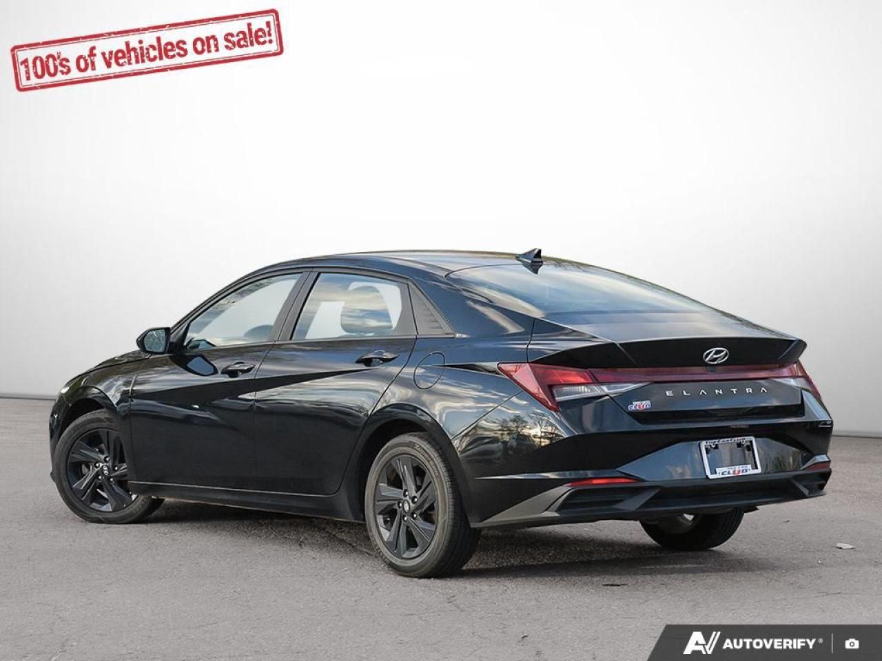 2022 Hyundai Elantra Preferred Photo3