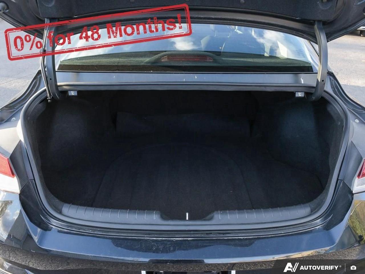 2022 Hyundai Elantra Preferred Photo