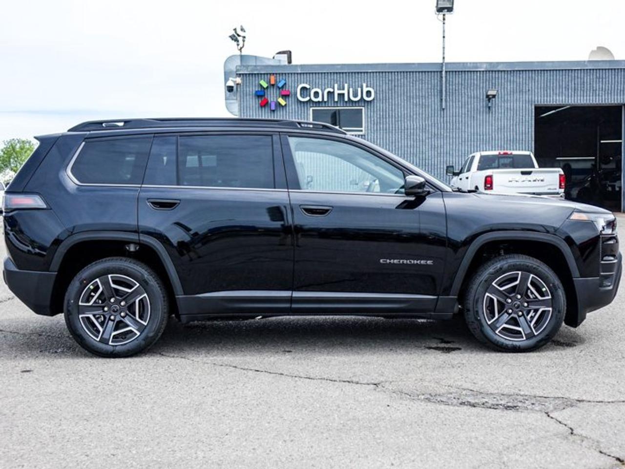 2026 Jeep Cherokee Limited 4x4 12.3" Display Pano Sunroof Blind Spot Heated front Seats Alloy Photo