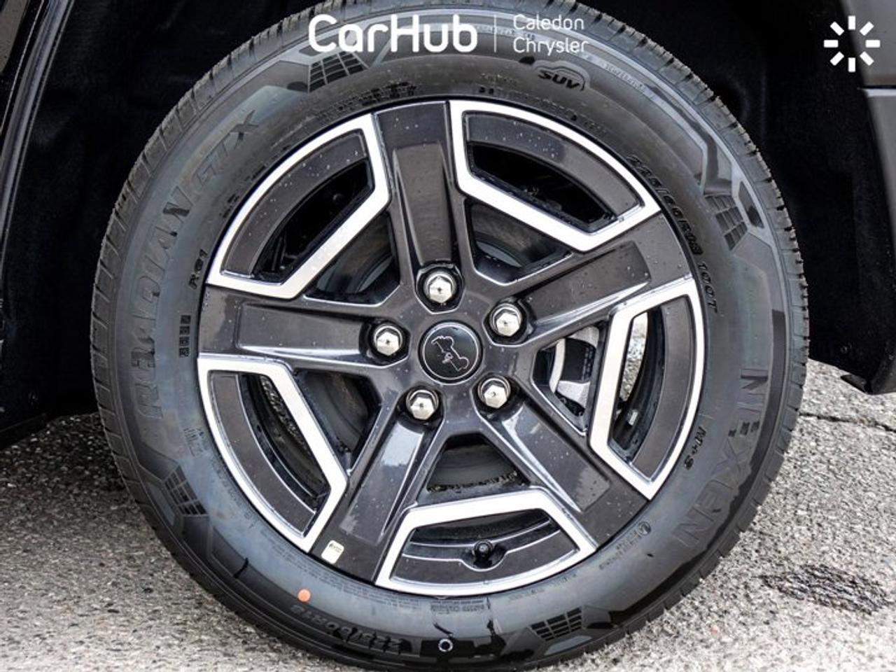 2026 Jeep Cherokee Limited 4x4 12.3" Display Pano Sunroof Blind Spot Heated front Seats Alloy Photo