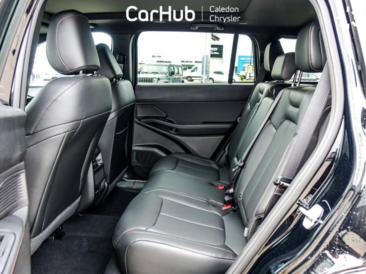 2026 Jeep Cherokee Limited 4x4 12.3" Display Pano Sunroof Blind Spot Heated front Seats Alloy Photo