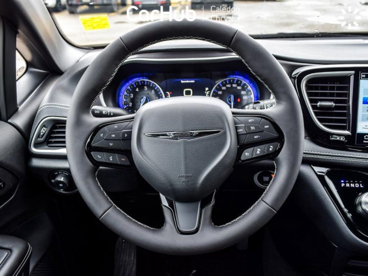 2026 Chrysler Pacifica Select S Appearance Blind Spot Lane Assist Navi 10.1"Display Photo