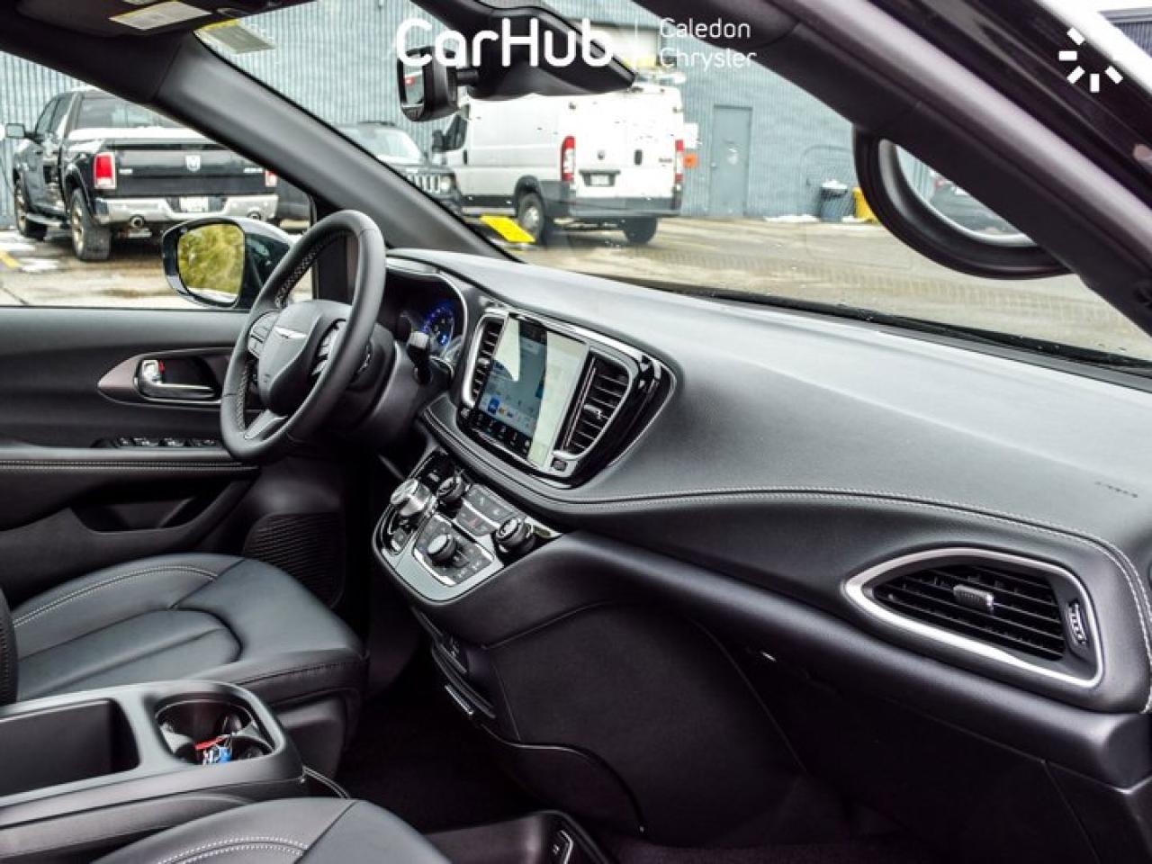 2026 Chrysler Pacifica Select S Appearance Blind Spot Lane Assist Navi 10.1"Display Photo