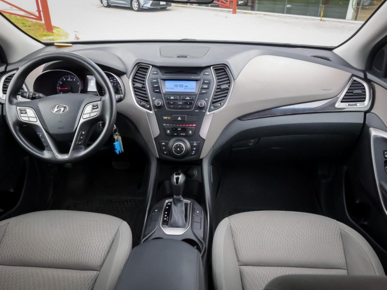 2014 Hyundai Santa Fe XL - $192 B/W Photo