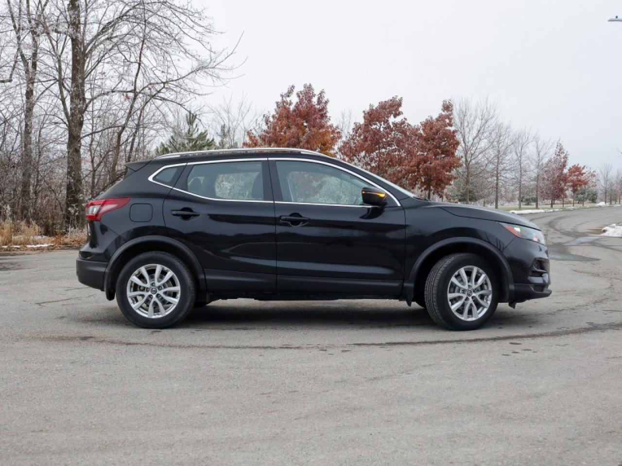 2023 Nissan Qashqai SL AWD  - $179 B/W Photo