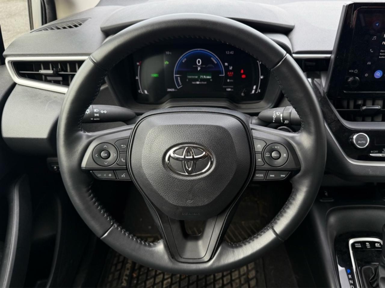 2023 Toyota Corolla Hybrid LE  - Heated Seats Photo
