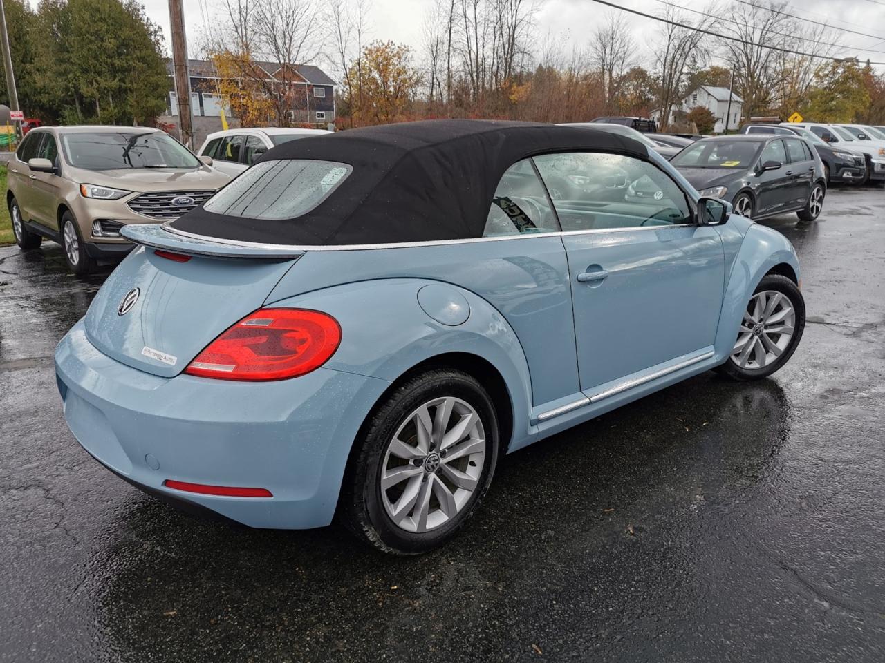 2013 Volkswagen Beetle 2.5L CONVERTIBLE - Photo #5