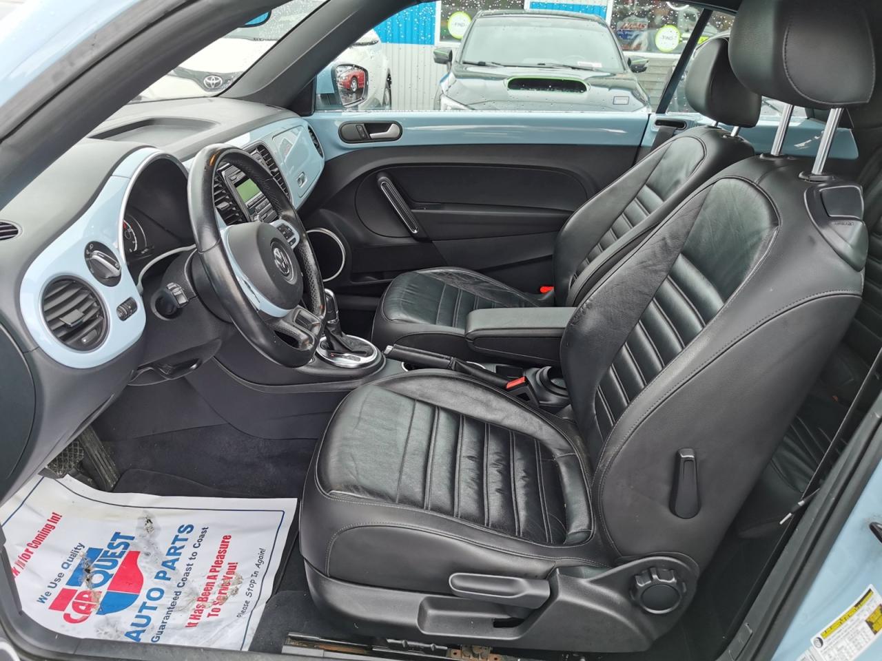 2013 Volkswagen Beetle 2.5L CONVERTIBLE - Photo #11